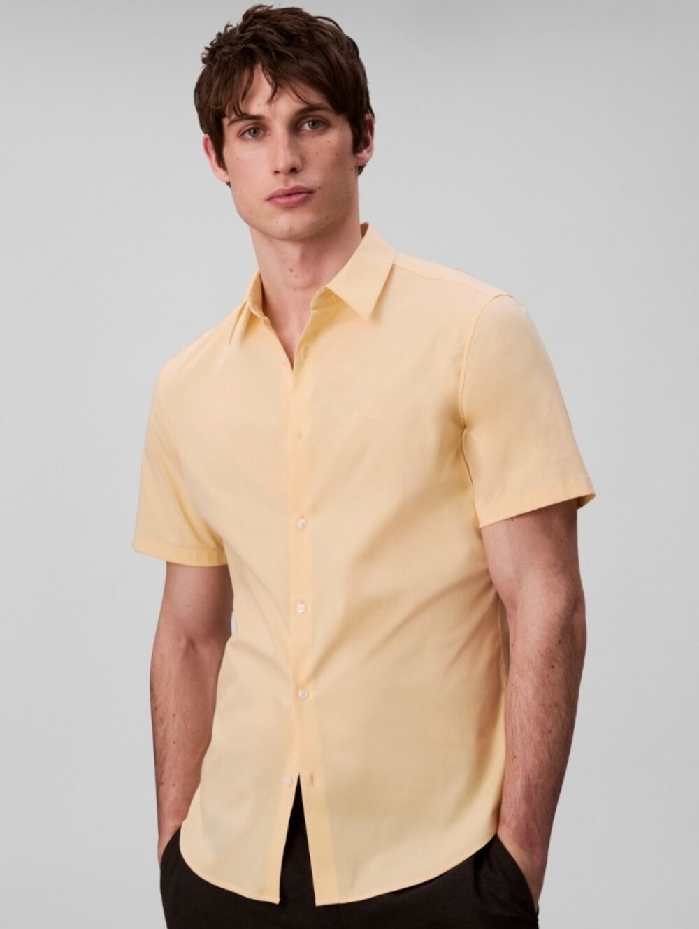 Calvin Klein Men's Slim Fit Short Sleeve Solid Stretch Button-Front Shirt - NWT